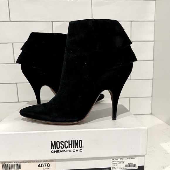 Moschino Suede Ruffle Boot Booties. Black. Size 9. Includes Box. EUC. - Picture 1 of 14